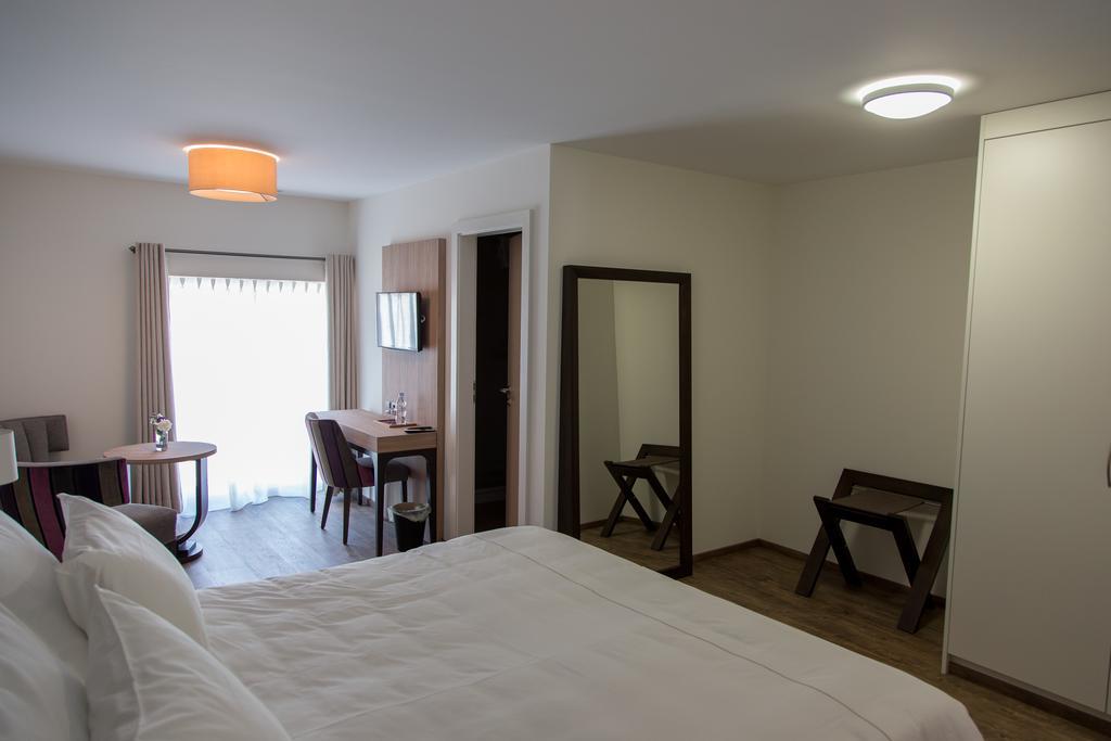 Auberge Le Relais Chavannes de Bogis Buitenkant foto
