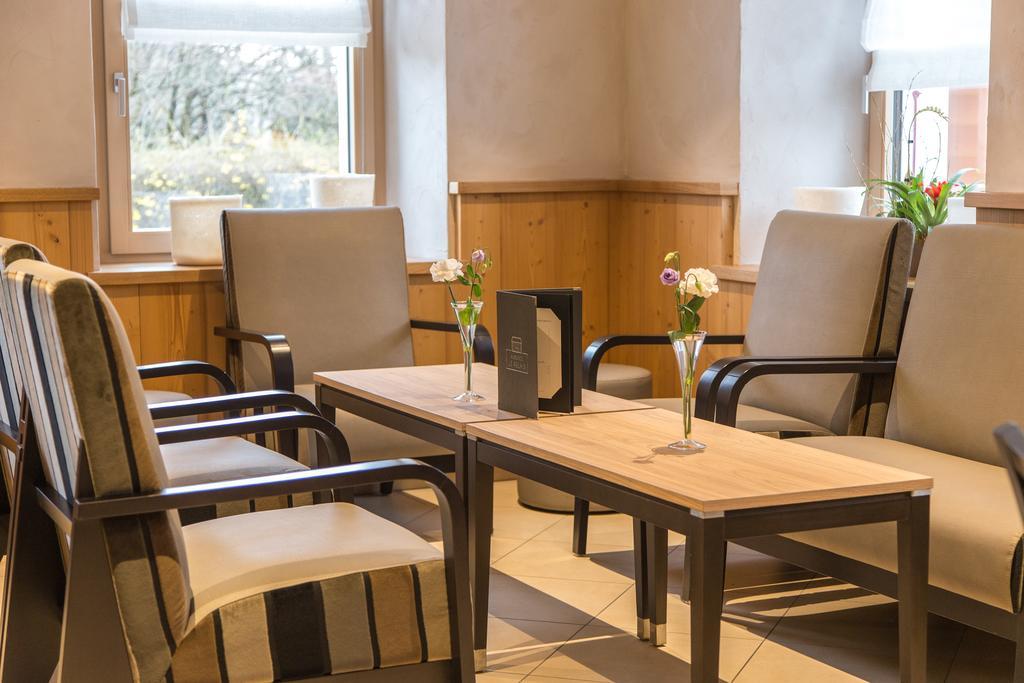Auberge Le Relais Chavannes de Bogis Buitenkant foto